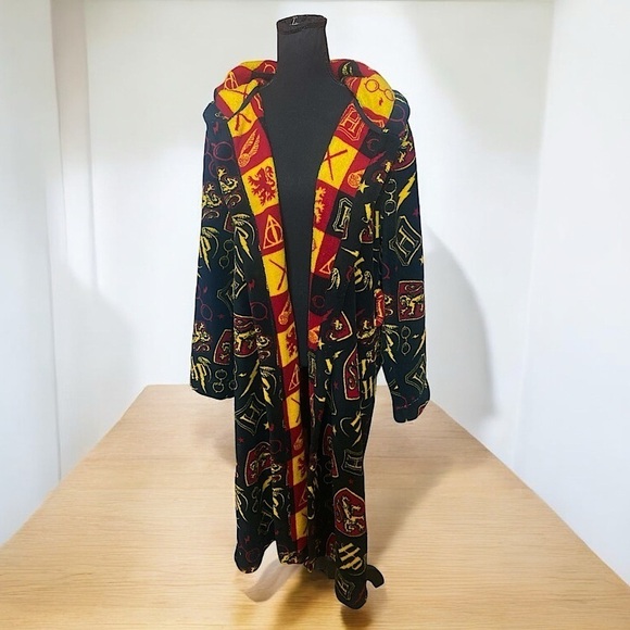 HARRY POTTER FLEECE DRESSING ROBE Small Black No Belt 100% Polyester Warm Cozy - Picture 2 of 10